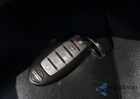 2017 Nissan Pathfinder Sl z USA, uszkodzony, nr VIN 5N1DR2MMXHC610171